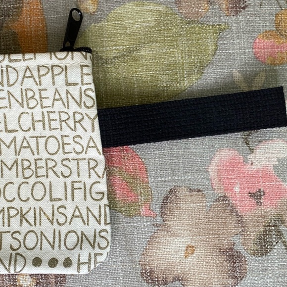 Handmade Pouch Veggies Silkscreened and Sewn in the USA www.shoplittlespoons.com - Picture 2 of 7